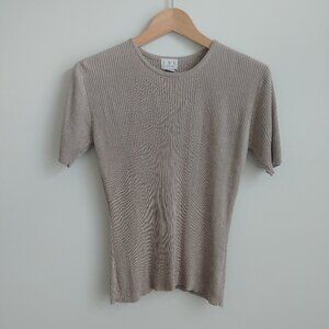 Vintage Large runs small 100% silk short sleeve ribbed knit sweater top